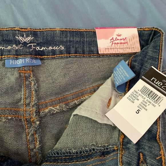 Ripped Jean Shorts - Picture 3 of 3